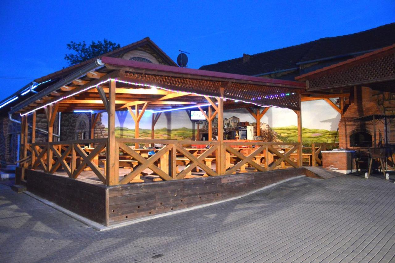 Wellness Club Puclice Exterior foto